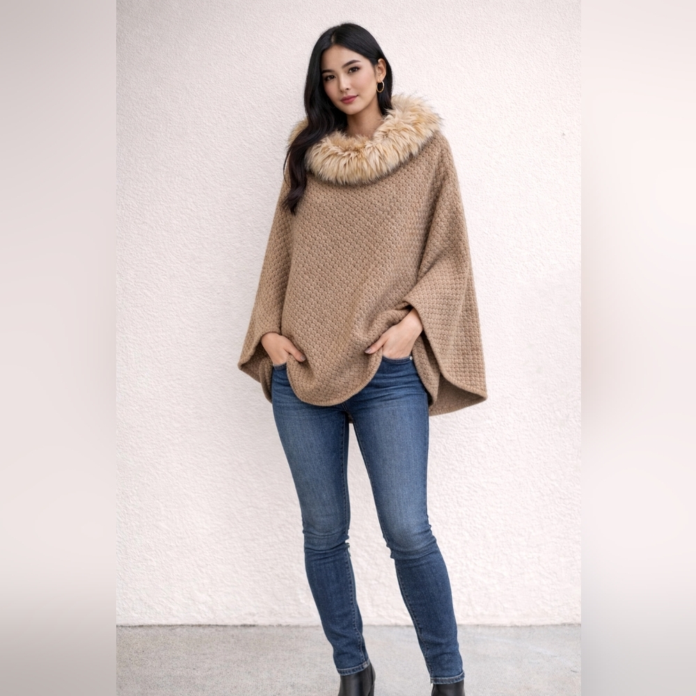 Steve Madden Brown Faux Fur Knit Poncho